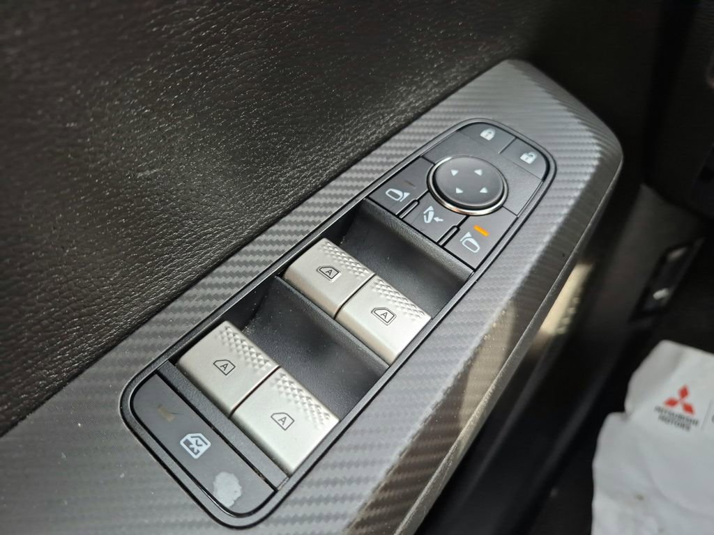 Used 2024 Mitsubishi Outlander SEL FWD image 13