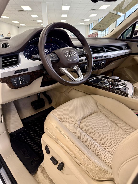 Used 2018 Audi Q7 2.0T Premium Plus w/ Premium Plus Package AWD/4WD image 13