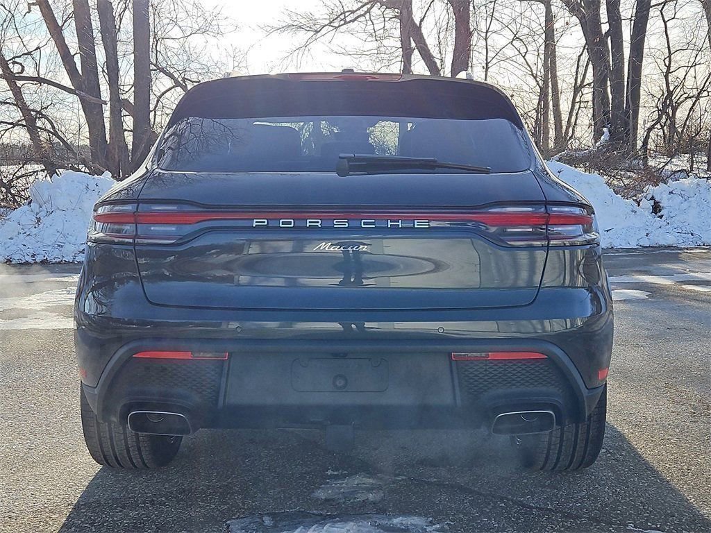 New 2026 Porsche Macan image 6