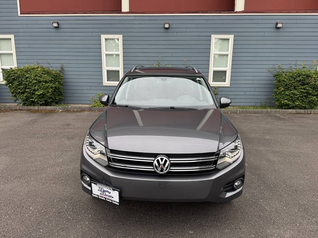 Used 2016 Volkswagen Tiguan SE AWD/4WD image 9