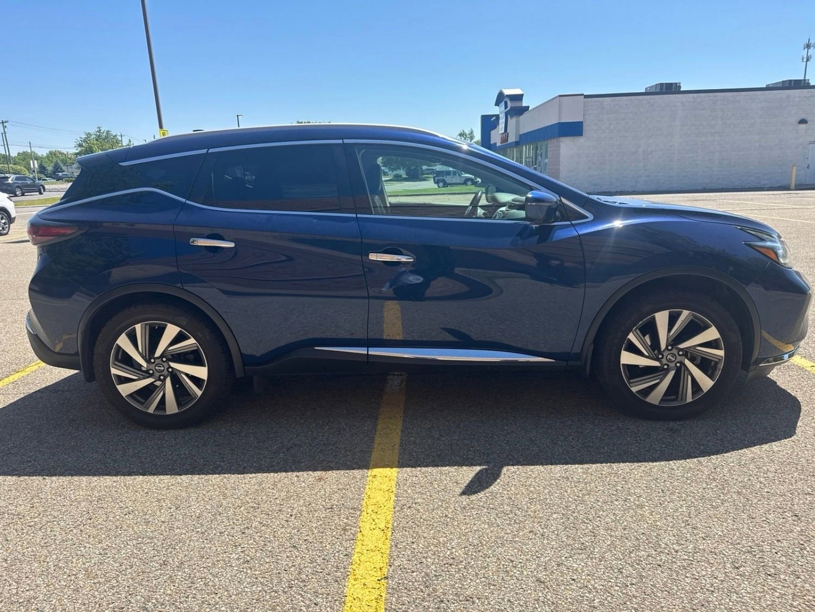 Used 2019 Nissan Murano SL w/ Cargo Package FWD image 9