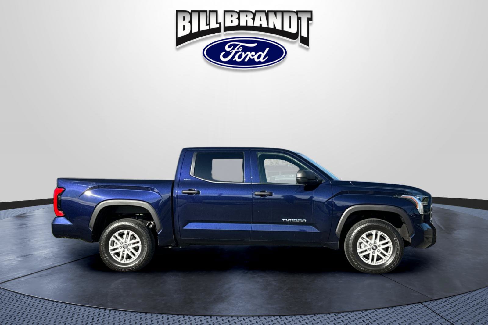 Used 2026 Toyota Tundra SR5 AWD/4WD image 2
