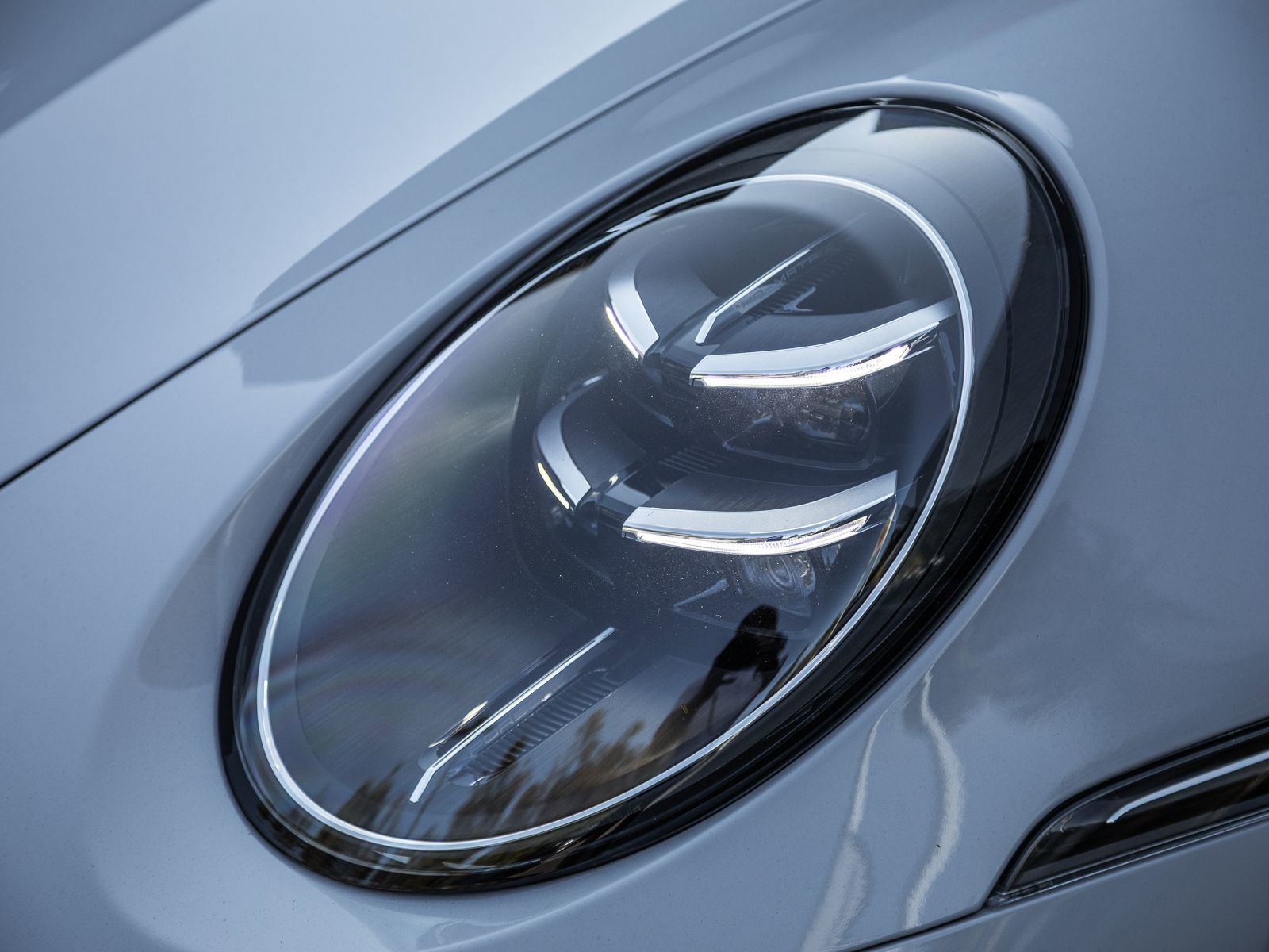 Certified 2025 Porsche 911 Carrera S RWD image 25