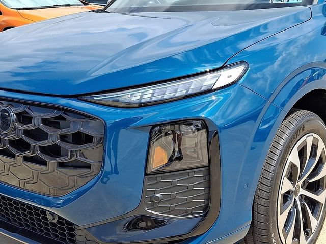 New 2026 Audi Q3 quattro 2.0T AWD/4WD image 5