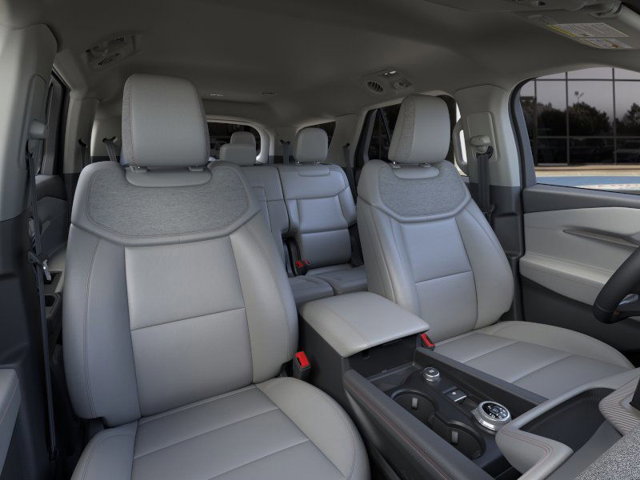 New 2026 Ford Explorer Active w/ Active Comfort Package image 10