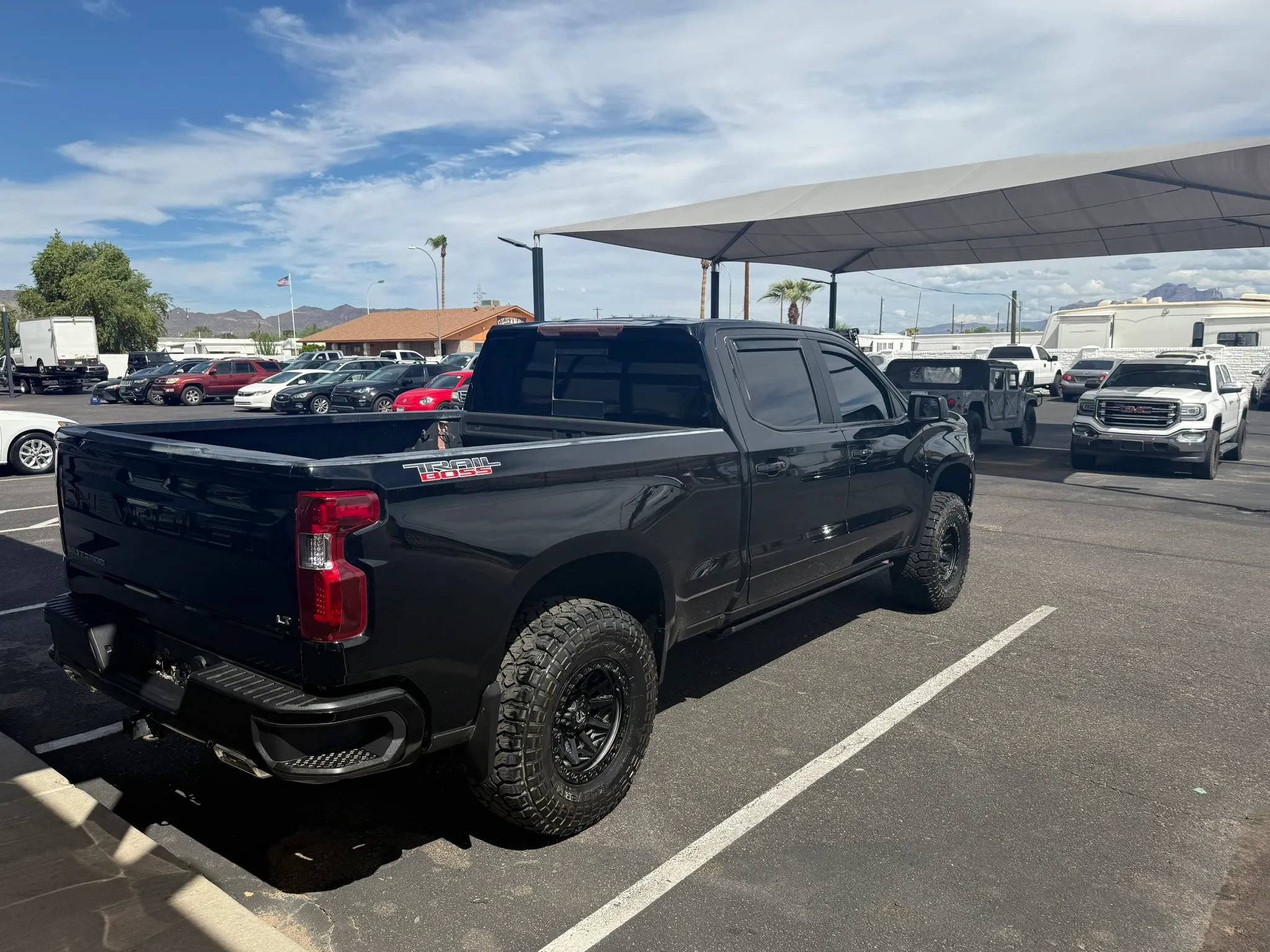 Used 2020 Chevrolet Silverado 1500 LT Trail Boss AWD/4WD image 8