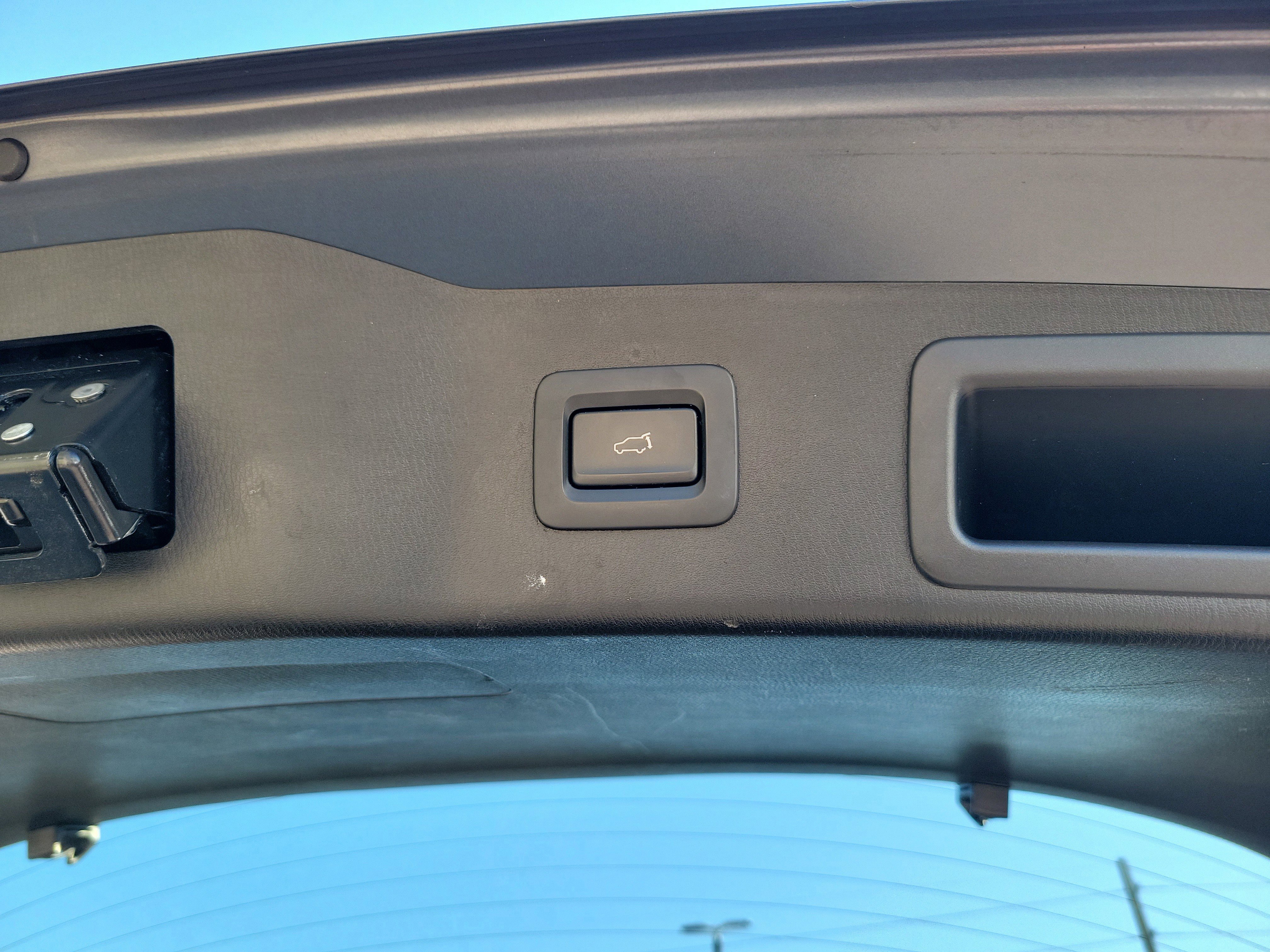 Certified 2022 MAZDA CX-5 Carbon Edition image 6