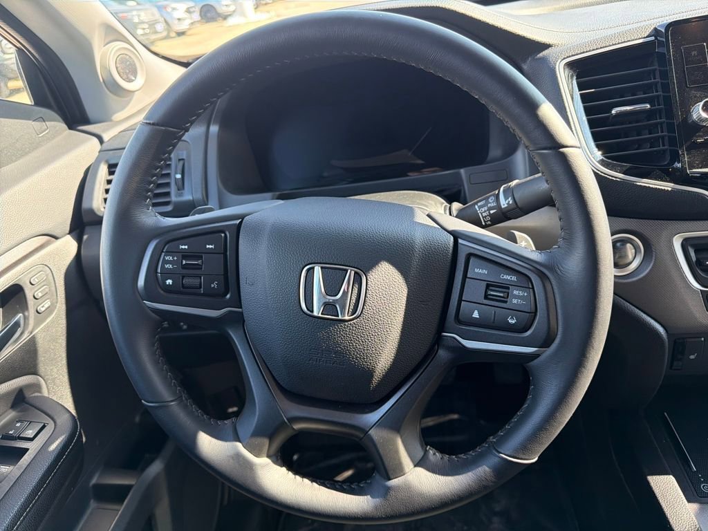Certified 2025 Honda Ridgeline RTL image 18