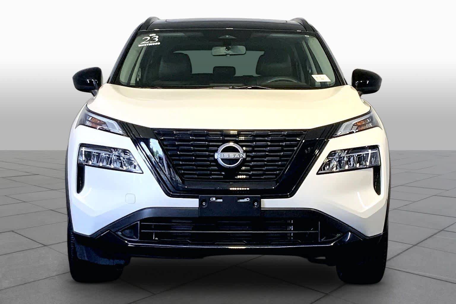 Used 2023 Nissan Rogue SV w/ SV Premium B Package AWD/4WD image 4
