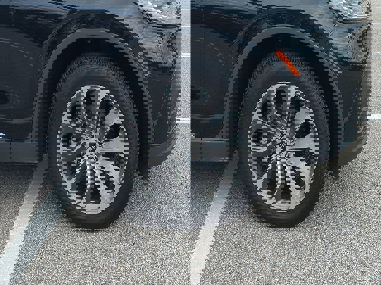 Certified 2025 Lincoln Aviator Reserve w/ Illumination Package image 11