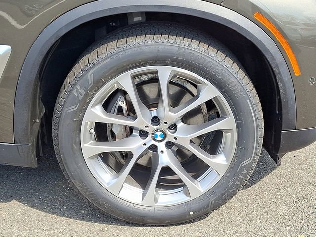 Used 2024 BMW X5 xDrive40i w/ Premium Package image 8
