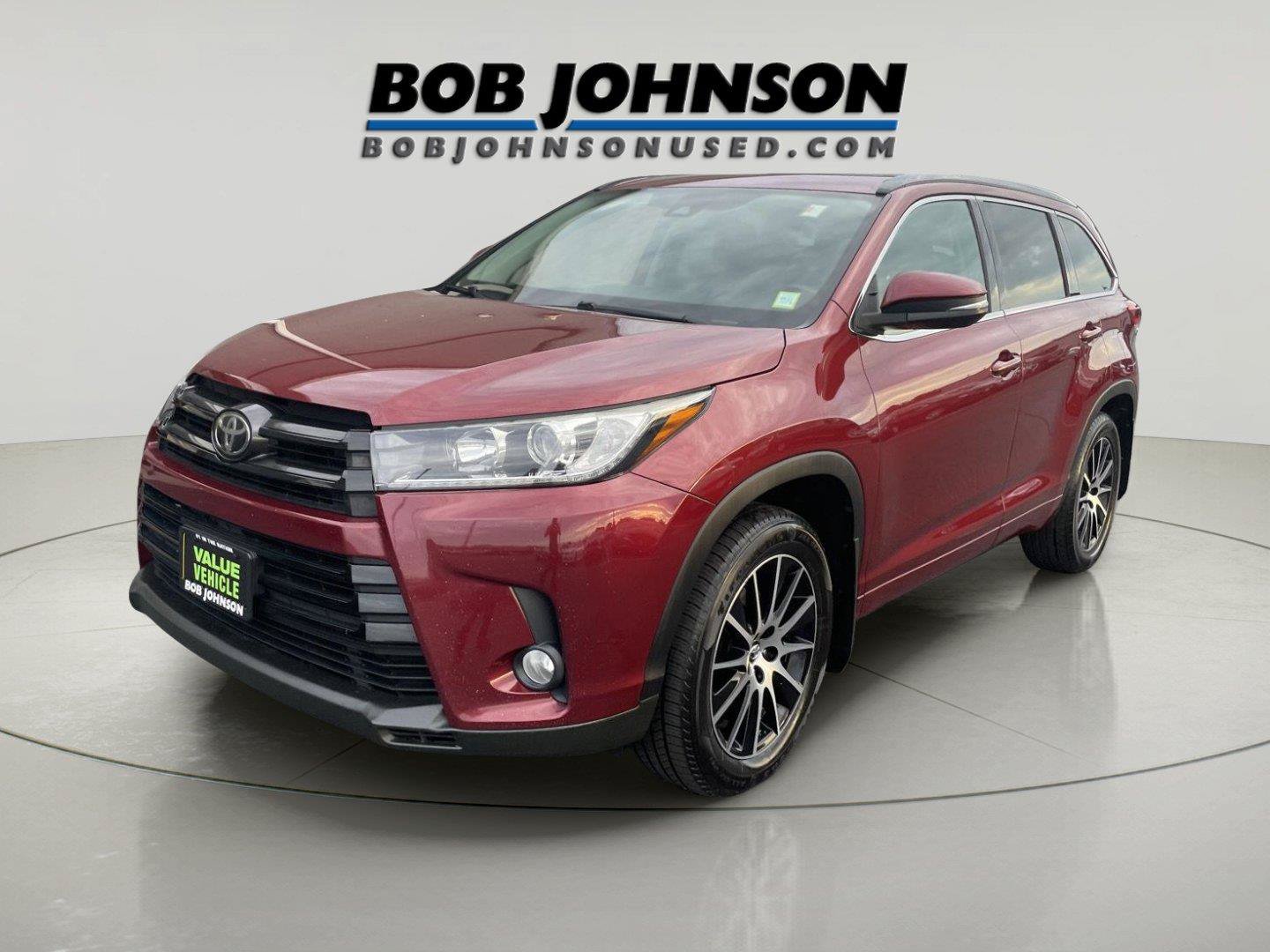 Used 2018 Toyota Highlander XLE AWD/4WD image 3