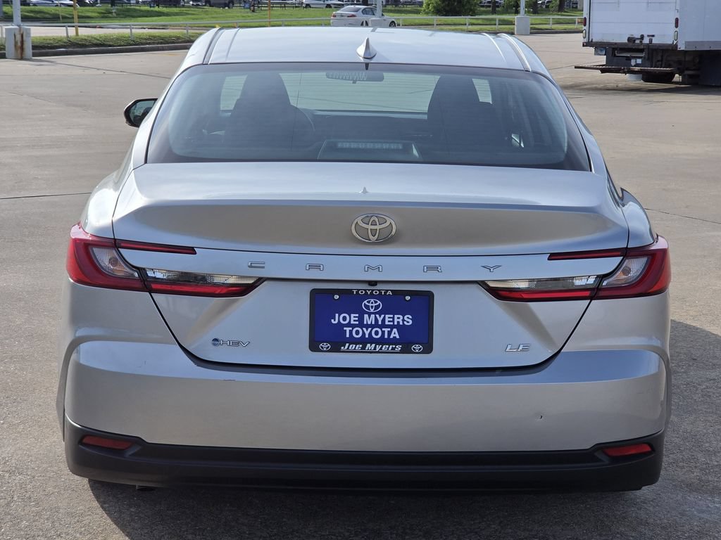 Used 2025 Toyota Camry LE FWD image 8