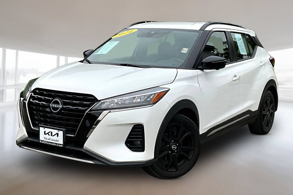 Used 2024 Nissan Kicks SR