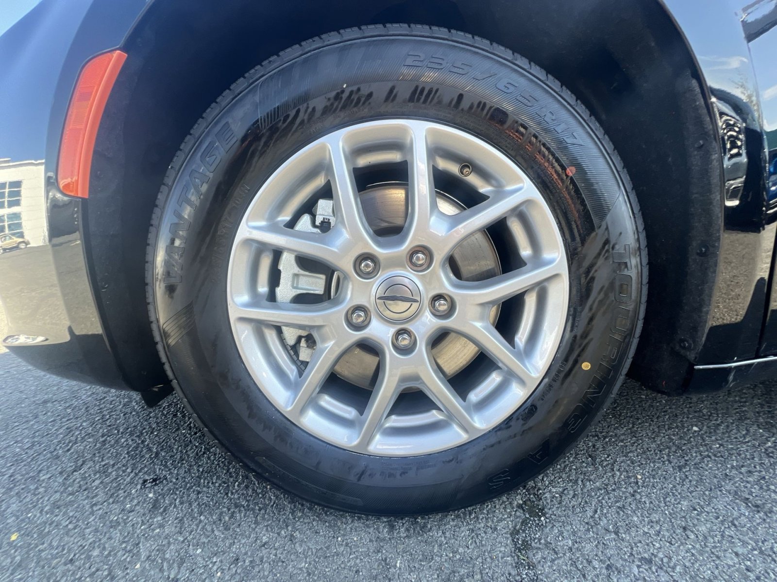 Used 2025 Chrysler Pacifica Select FWD image 20