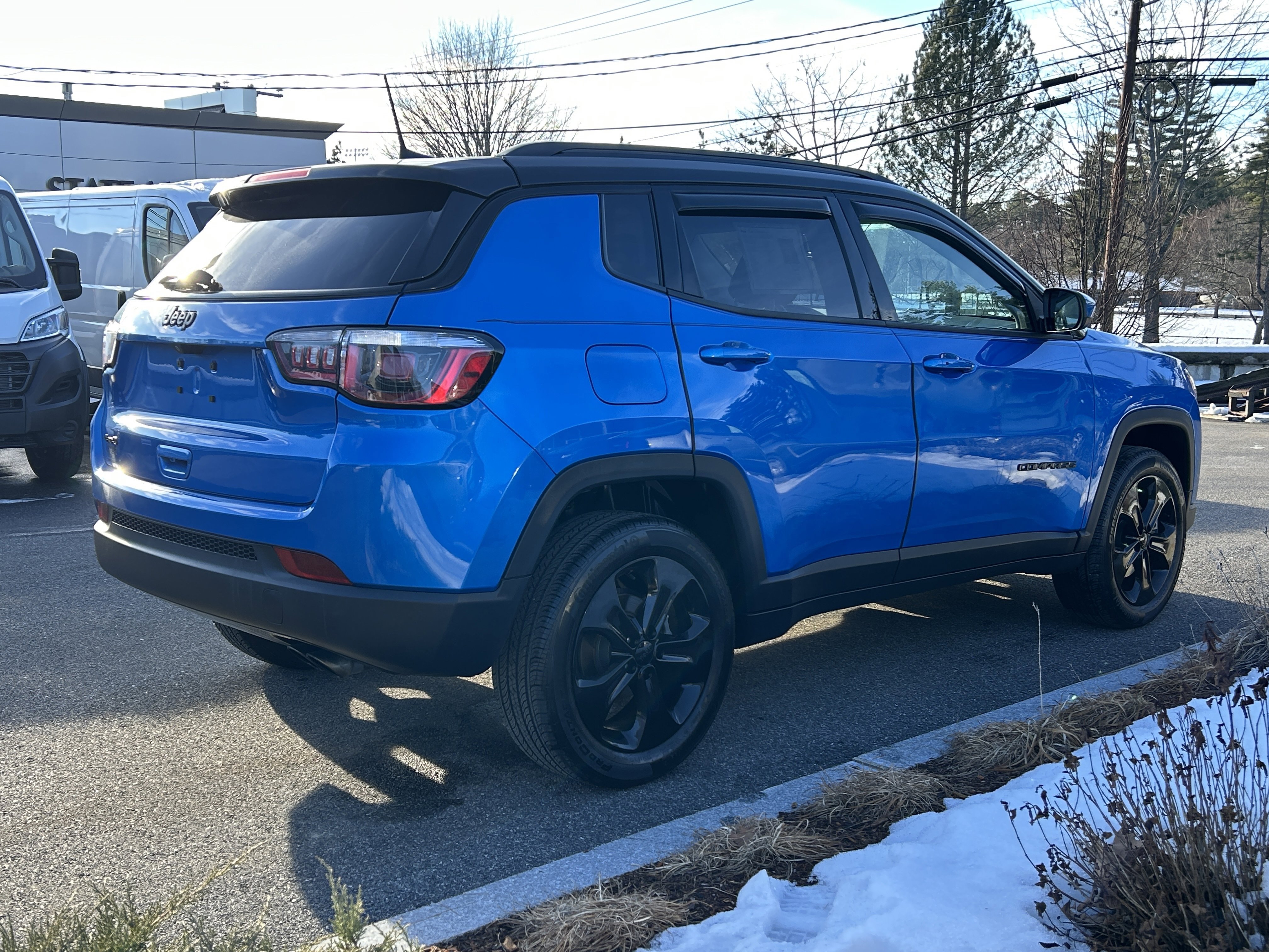 Used 2020 Jeep Compass Latitude AWD/4WD image 11