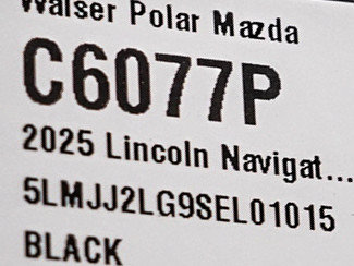 Used 2025 Lincoln Navigator Reserve w/ Jet Appearance Package AWD/4WD image 34