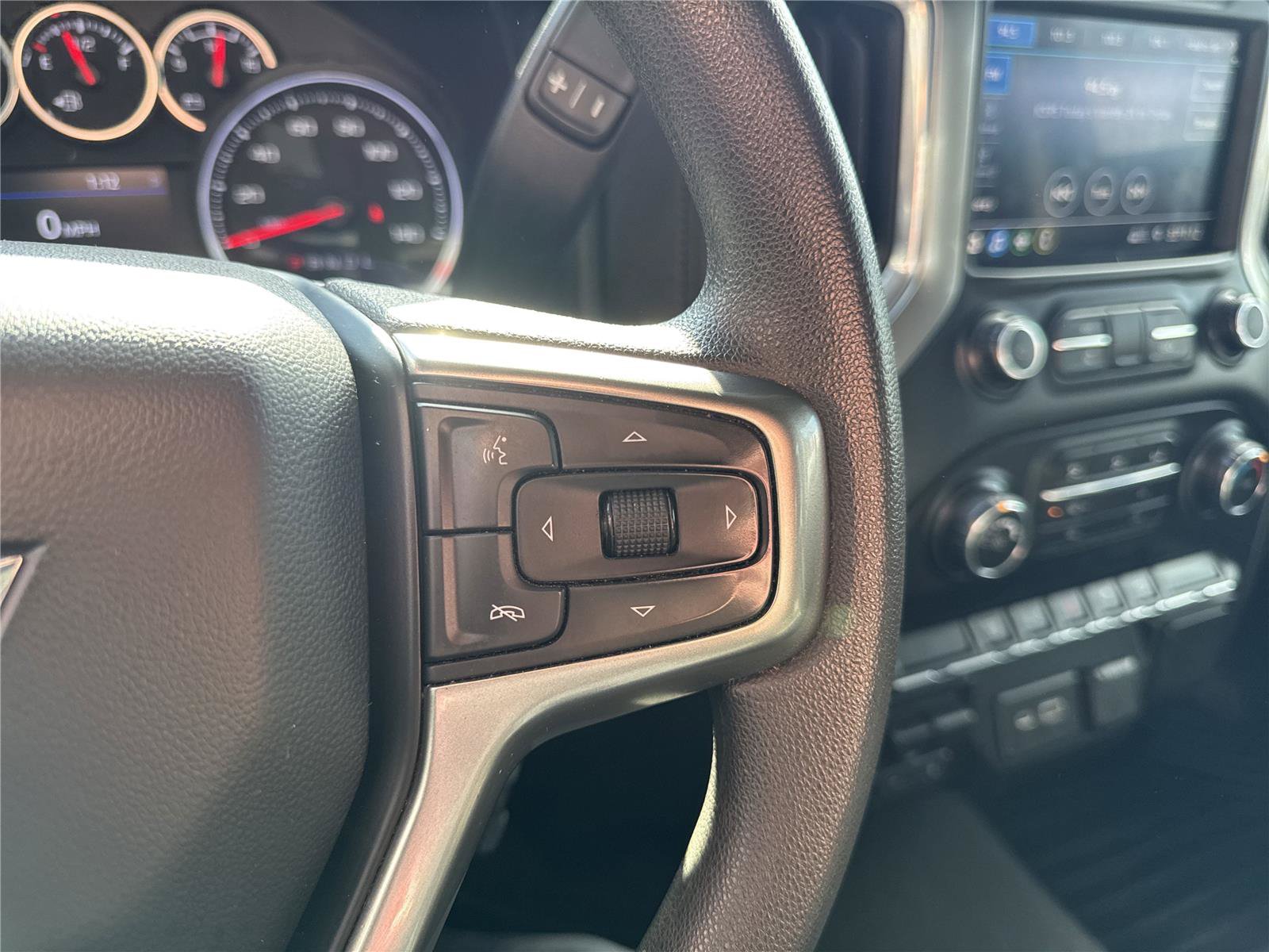 Used 2021 Chevrolet Silverado 2500 LT w/ Z71 Off-Road Package AWD/4WD image 18