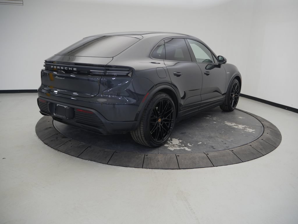 Certified 2026 Porsche Macan 4 Electric AWD/4WD image 7