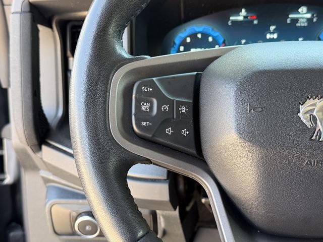 Used 2025 Ford Bronco Badlands image 10