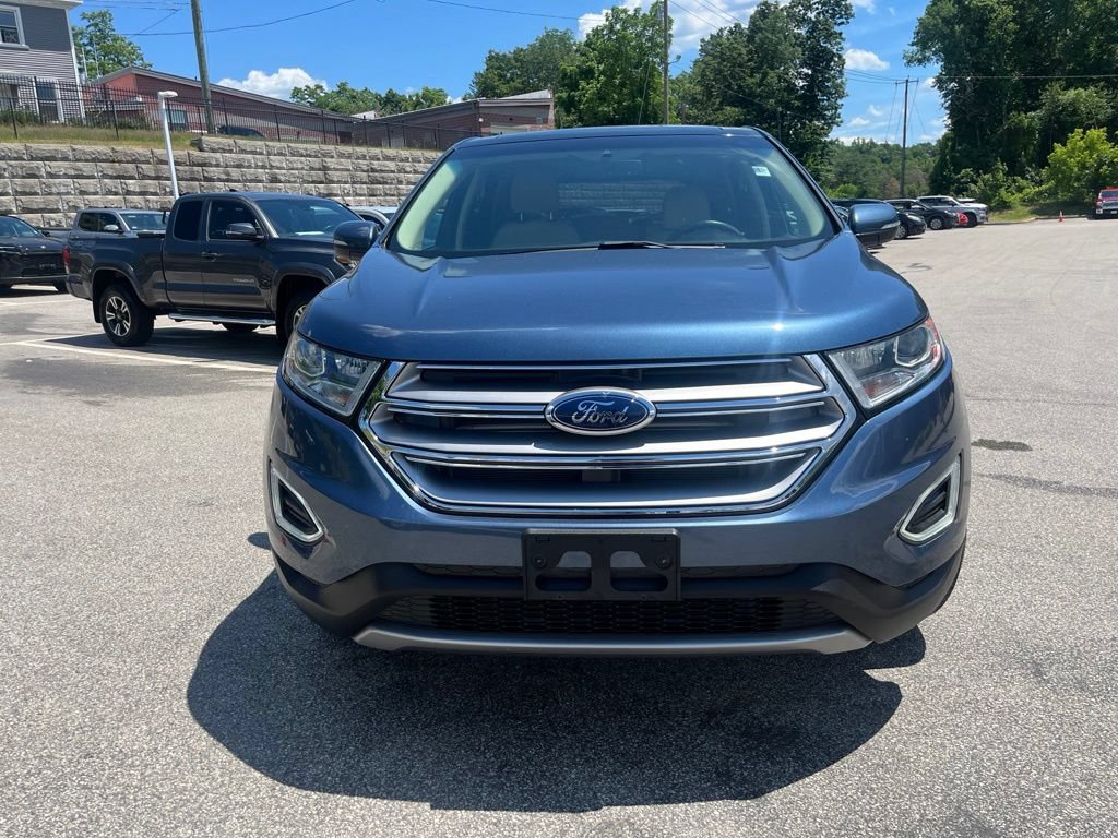 Used 2018 Ford Edge SEL w/ Equipment Group 201A AWD/4WD image 2