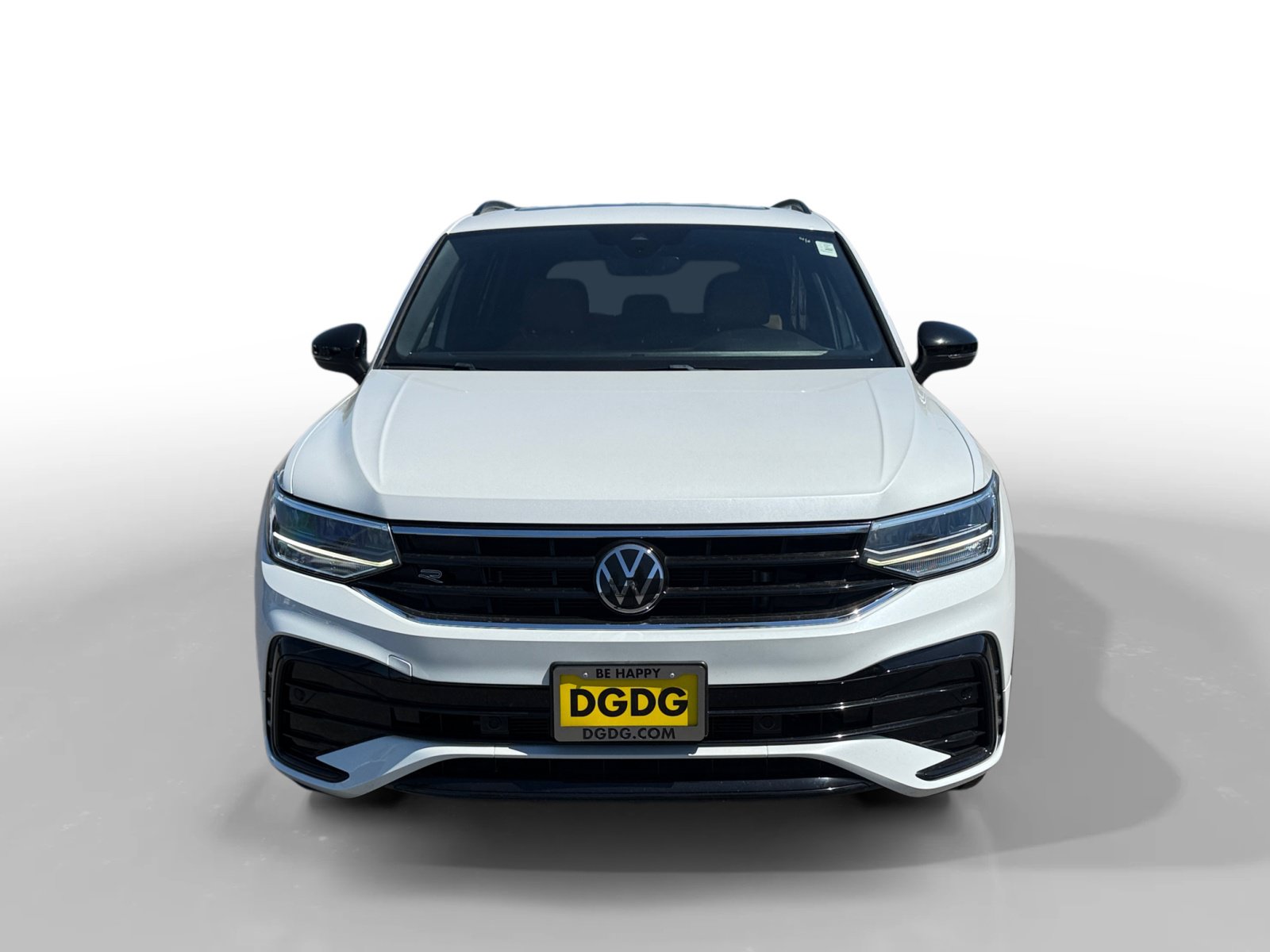 Used 2023 Volkswagen Tiguan SE R-Line FWD image 8
