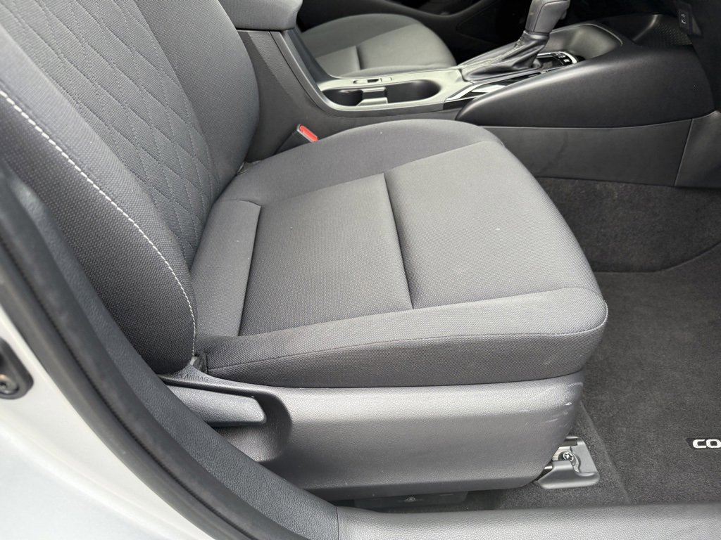 Certified 2025 Toyota Corolla LE image 40