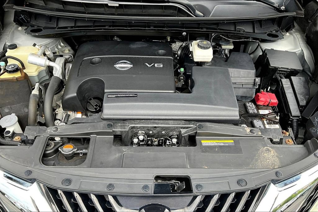 Used 2015 Nissan Murano Platinum w/ Platinum Technology Package AWD/4WD image 30