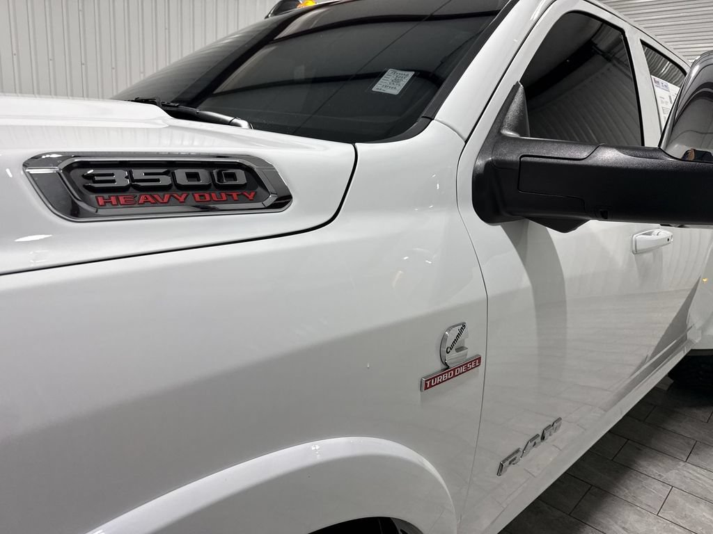 Used 2025 RAM 3500 Longhorn AWD/4WD image 33