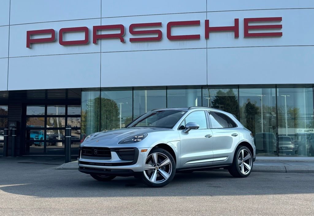 New 2026 Porsche Macan video 1