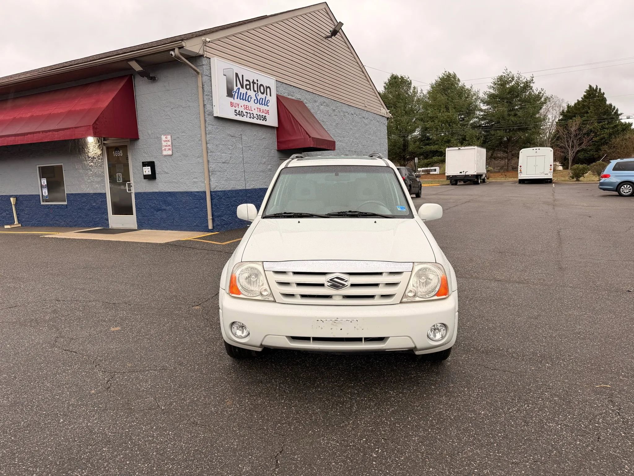 Used 2004 Suzuki XL7 LX image 2