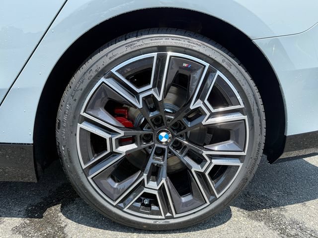 New 2027 BMW 540i xDrive w/ M Sport Package AWD/4WD image 18