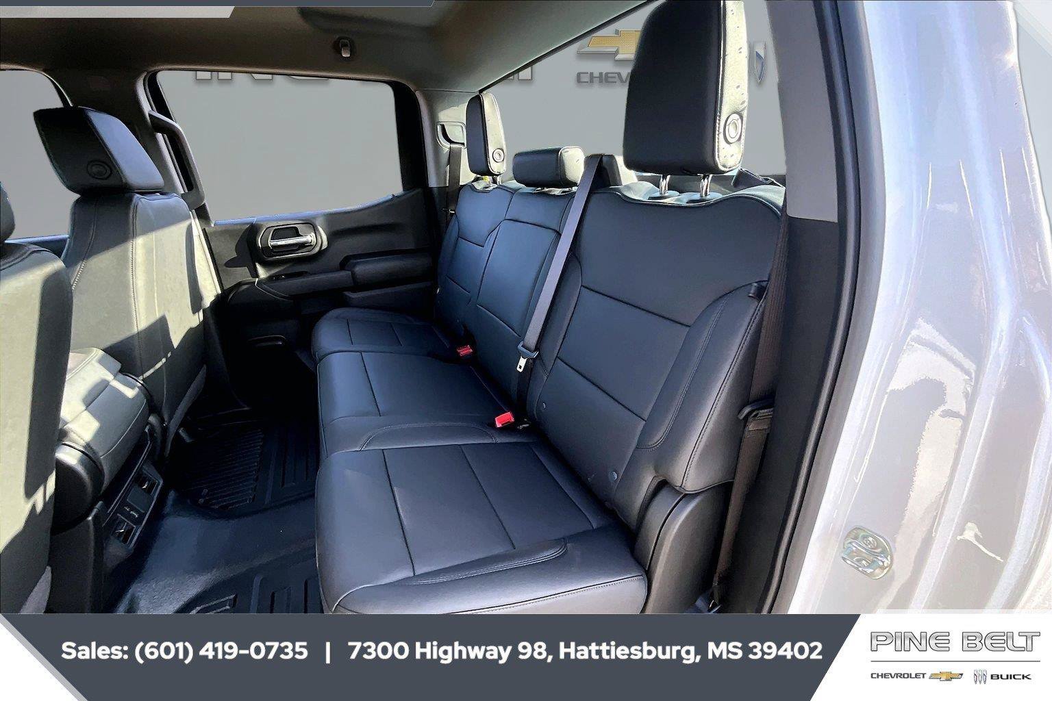 New 2026 Chevrolet Silverado 1500 W/T w/ Z71 Off-Road Package AWD/4WD image 20