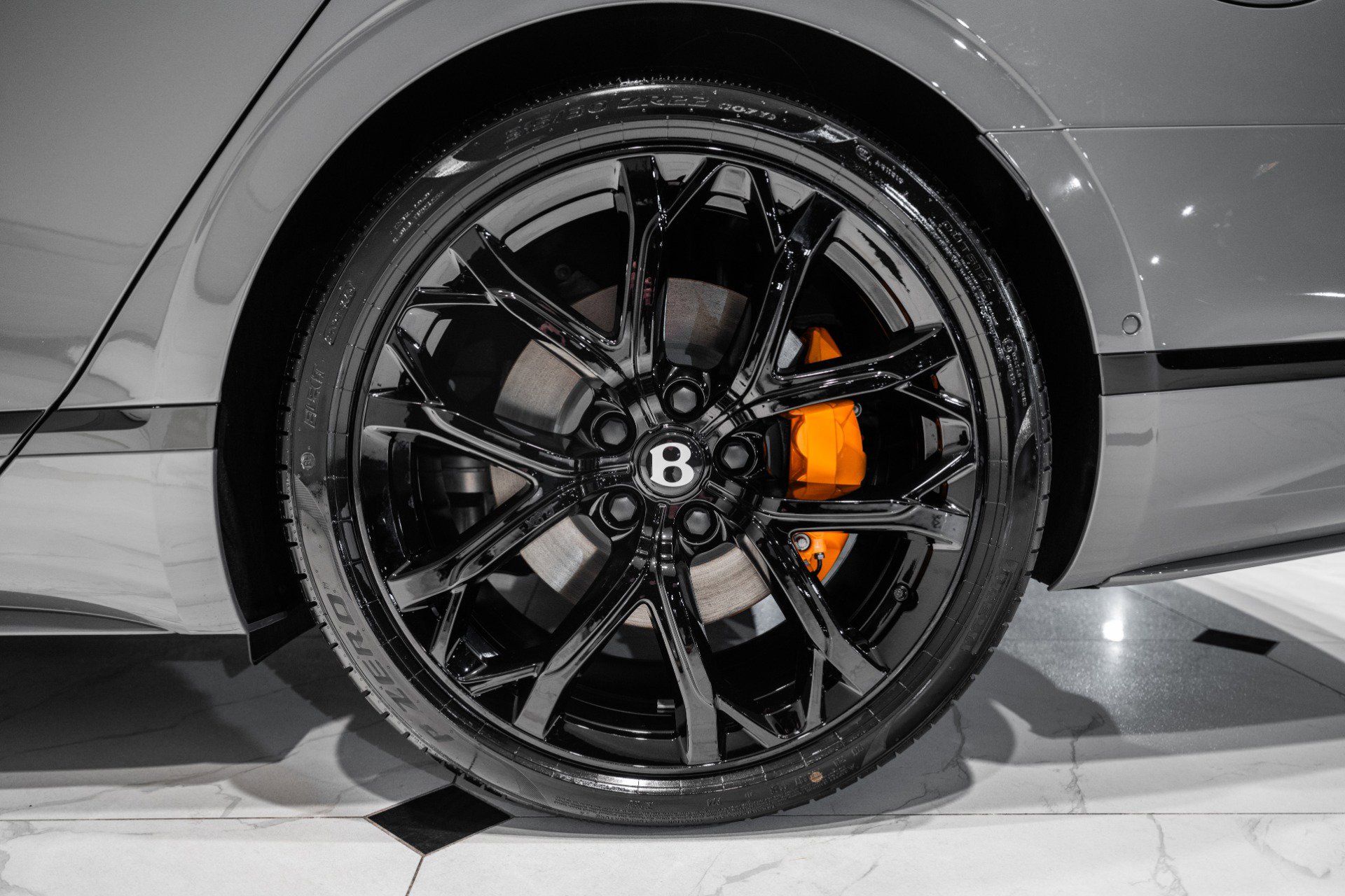 New 2026 Bentley Flying Spur Plug-In Hybrid image 15