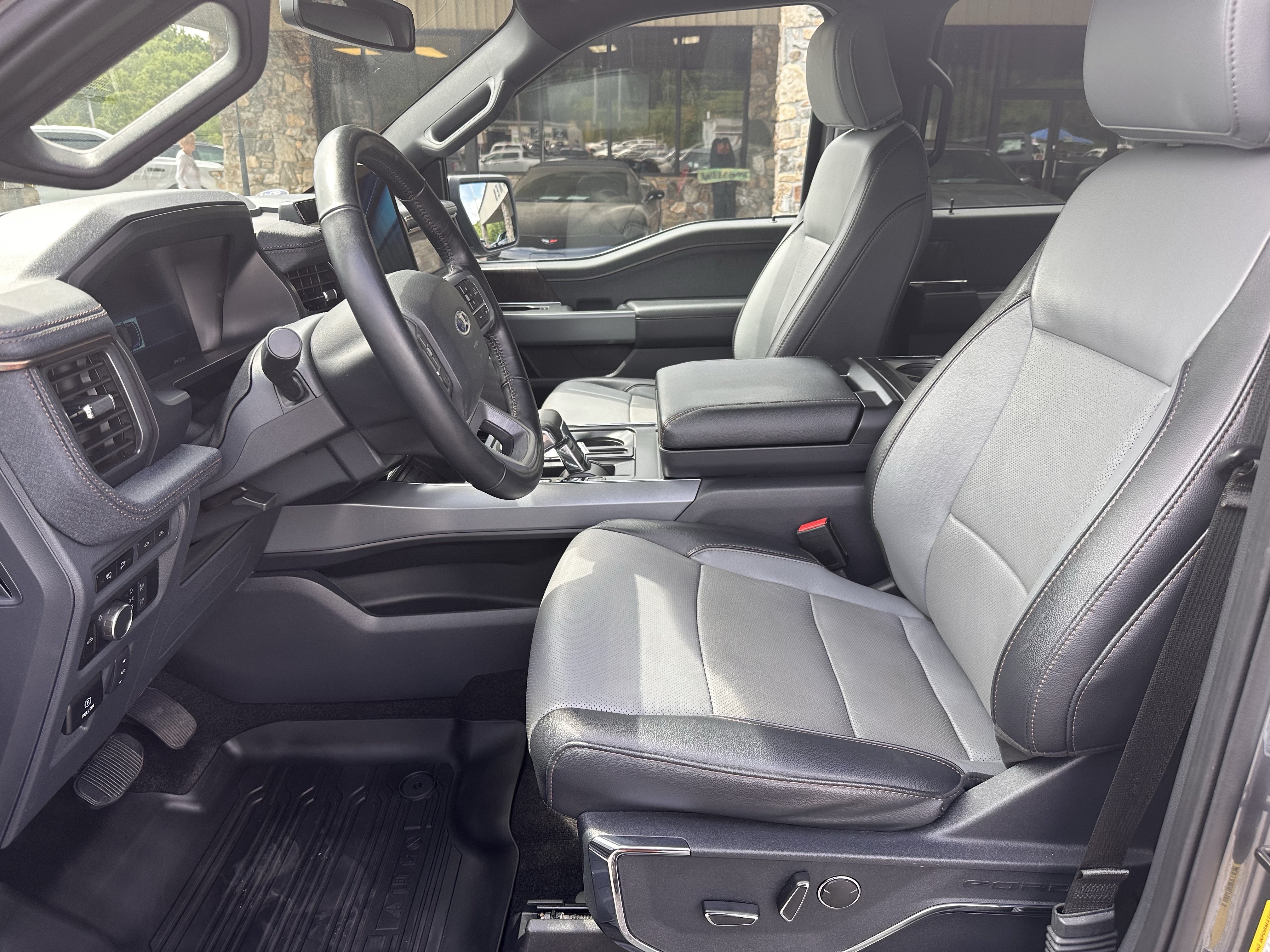 Used 2023 Ford F150 Lightning Lariat w/ Max Trailer Tow Package AWD/4WD image 12