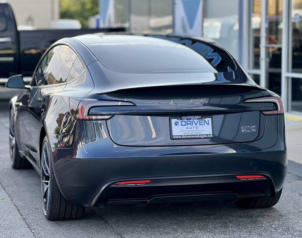 Used 2024 Tesla Model 3 Performance AWD/4WD image 3