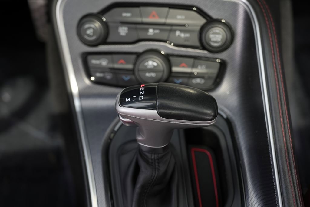 Used 2015 Dodge Challenger R/T Plus image 22