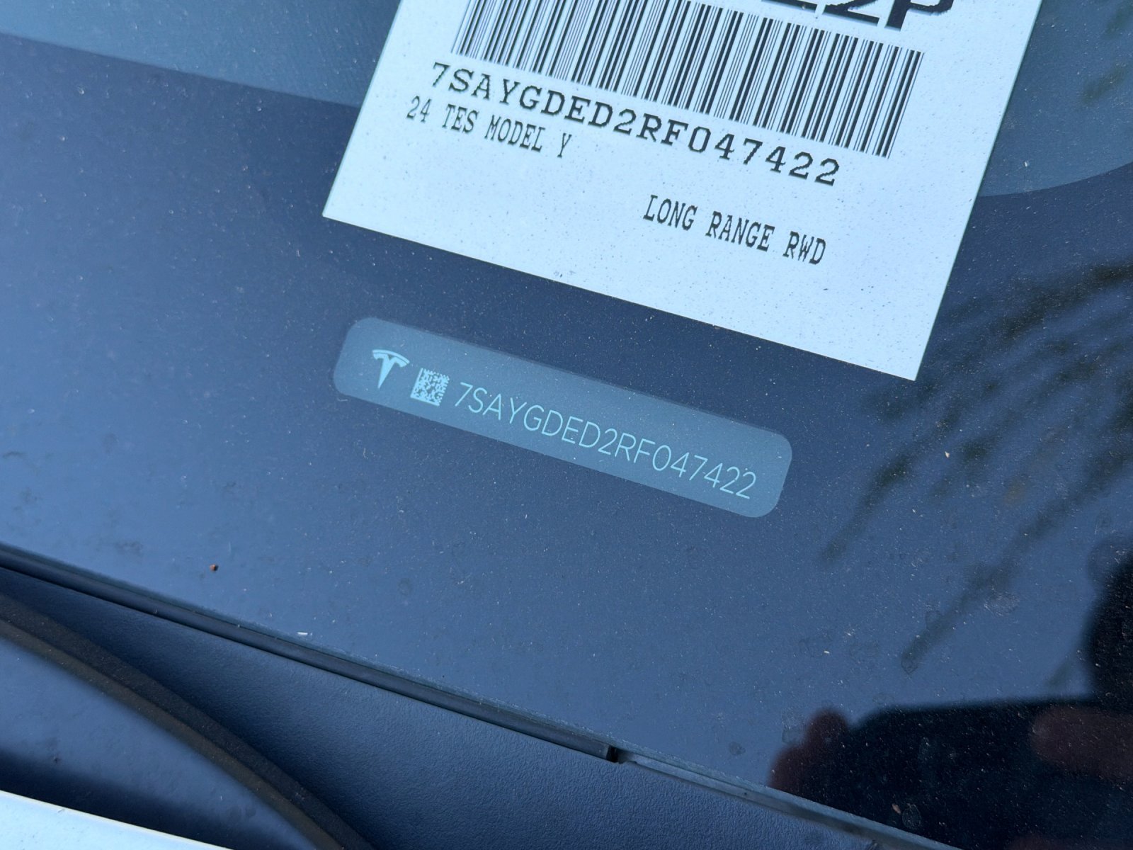 Used 2024 Tesla Model Y Long Range RWD image 2