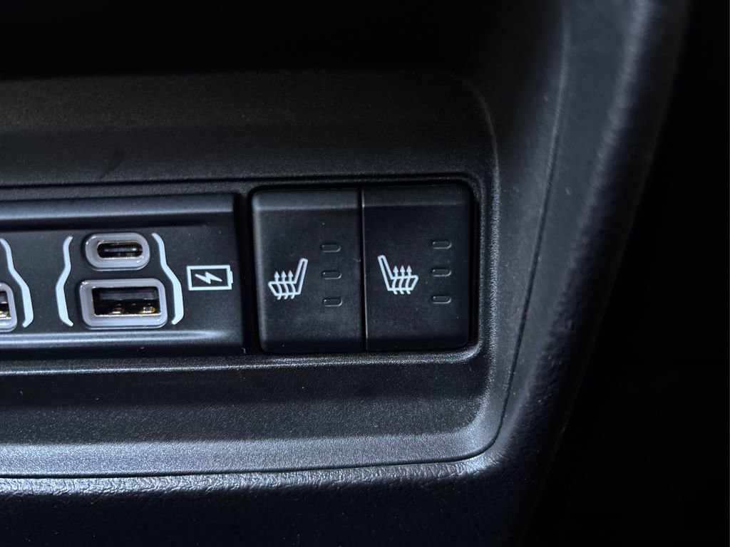 Used 2022 Jeep Grand Cherokee Limited 4xe w/ Luxury Tech Group II image 37