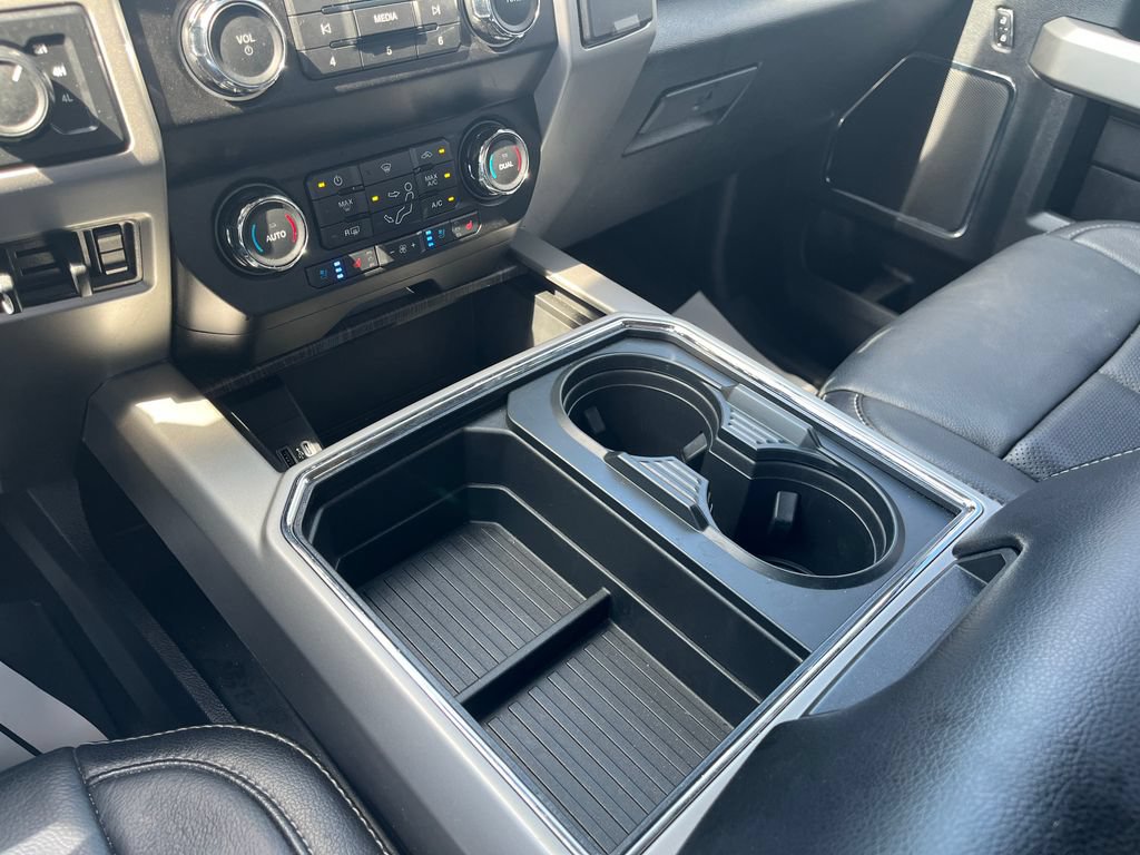 Used 2020 Ford F250 Lariat w/ Chrome Package AWD/4WD image 26