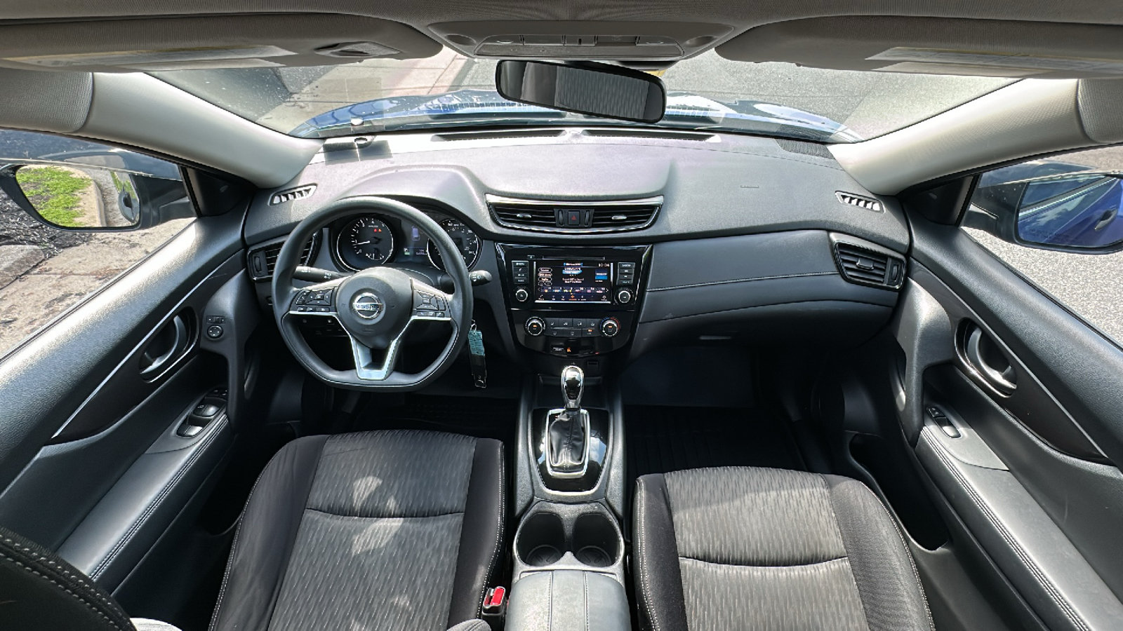 Used 2019 Nissan Rogue S AWD/4WD image 27