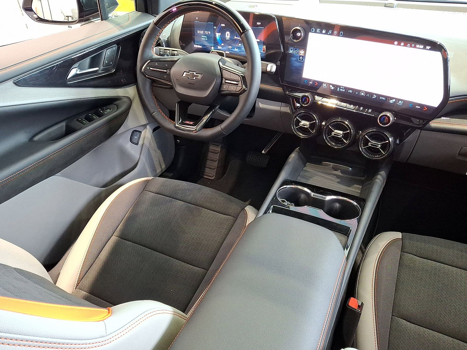 New 2026 Chevrolet Blazer EV SS AWD/4WD image 15