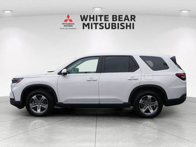 Used 2025 Honda Pilot EX-L image 3