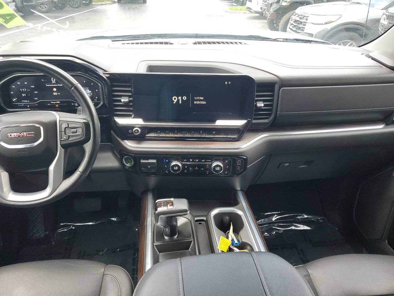 Used 2023 GMC Sierra 1500 SLT w/ SLT Premium Package RWD image 13