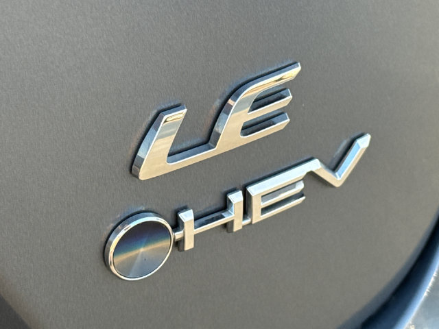 Used 2025 Toyota Corolla LE FWD image 6