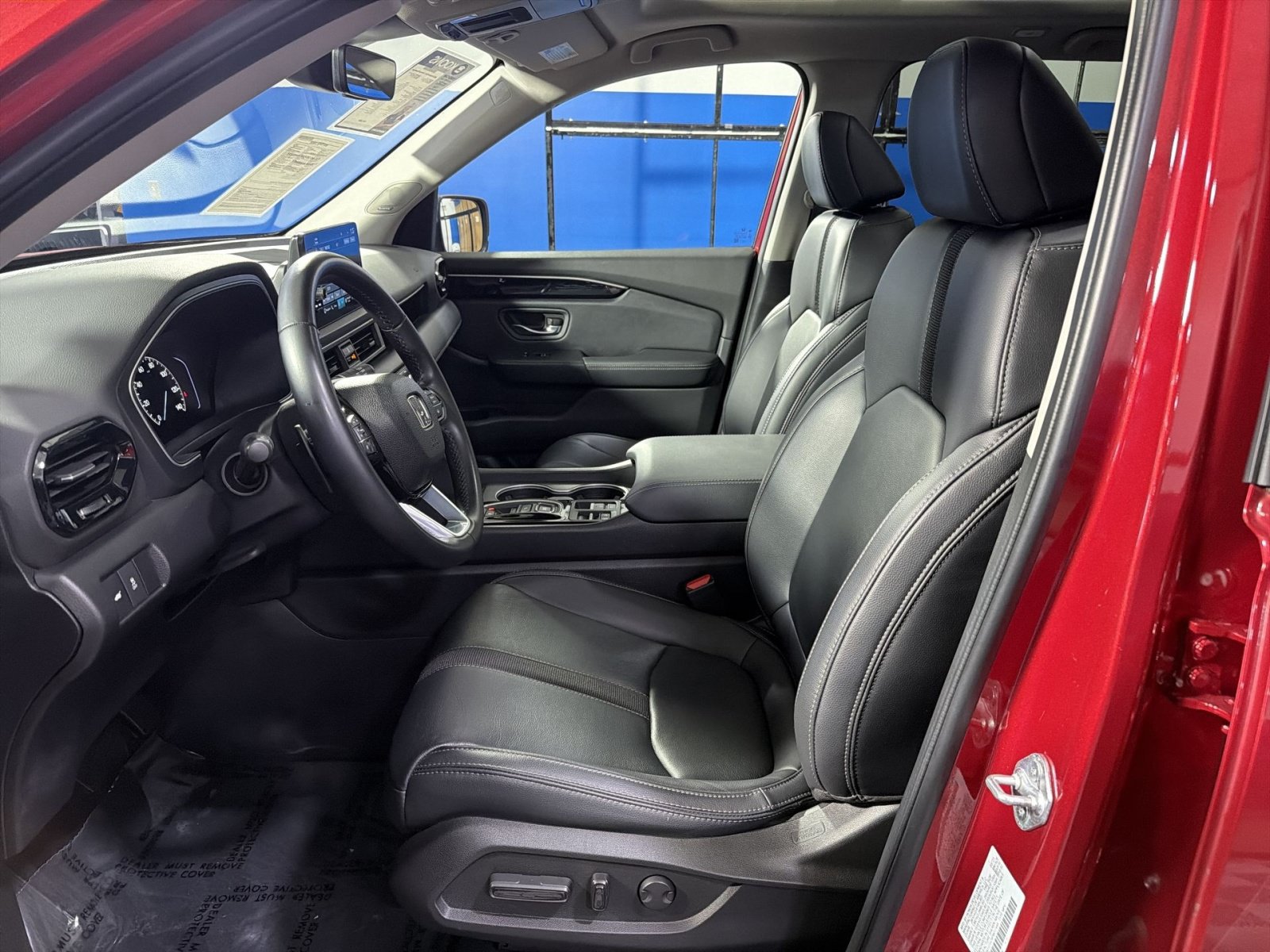 Used 2023 Honda Pilot Touring image 25