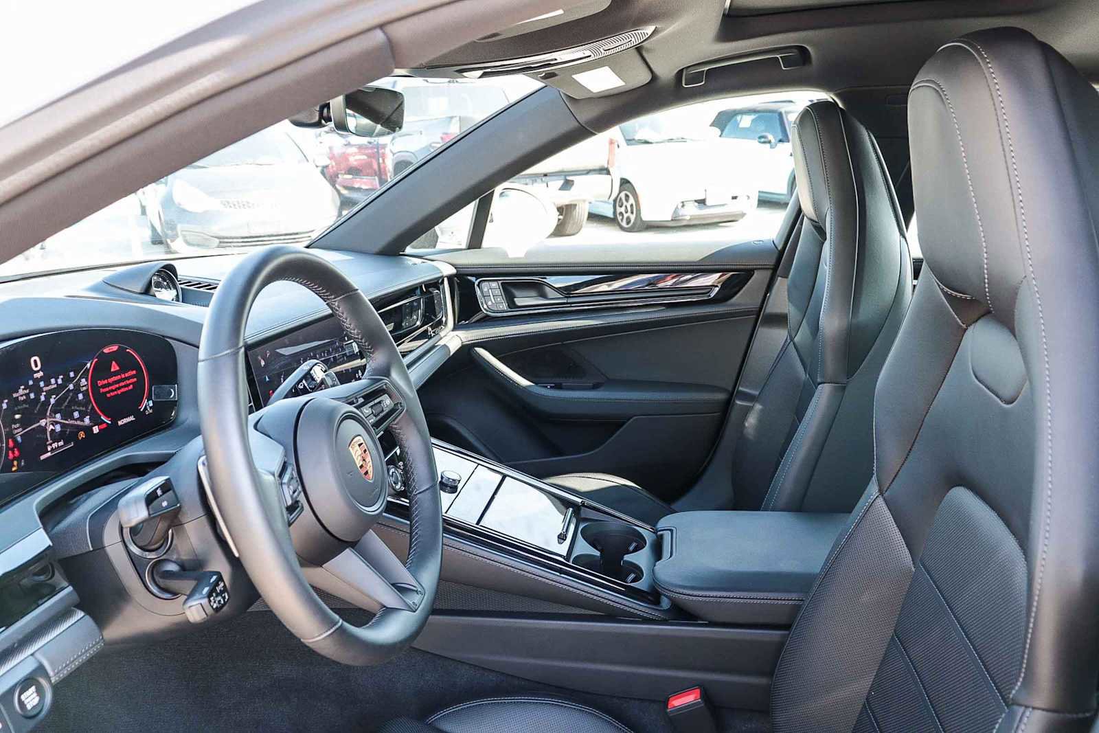 Used 2025 Porsche Panamera 4 image 21