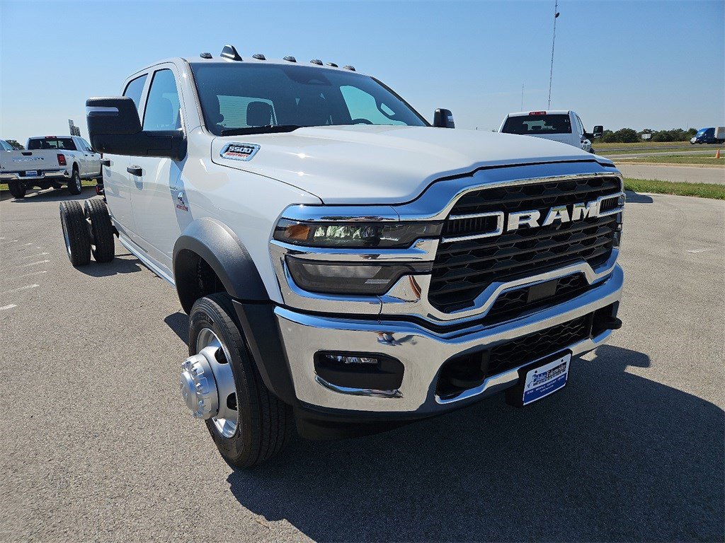 New 2026 RAM 5500 Tradesman w/ Chrome Appearance Group image 10