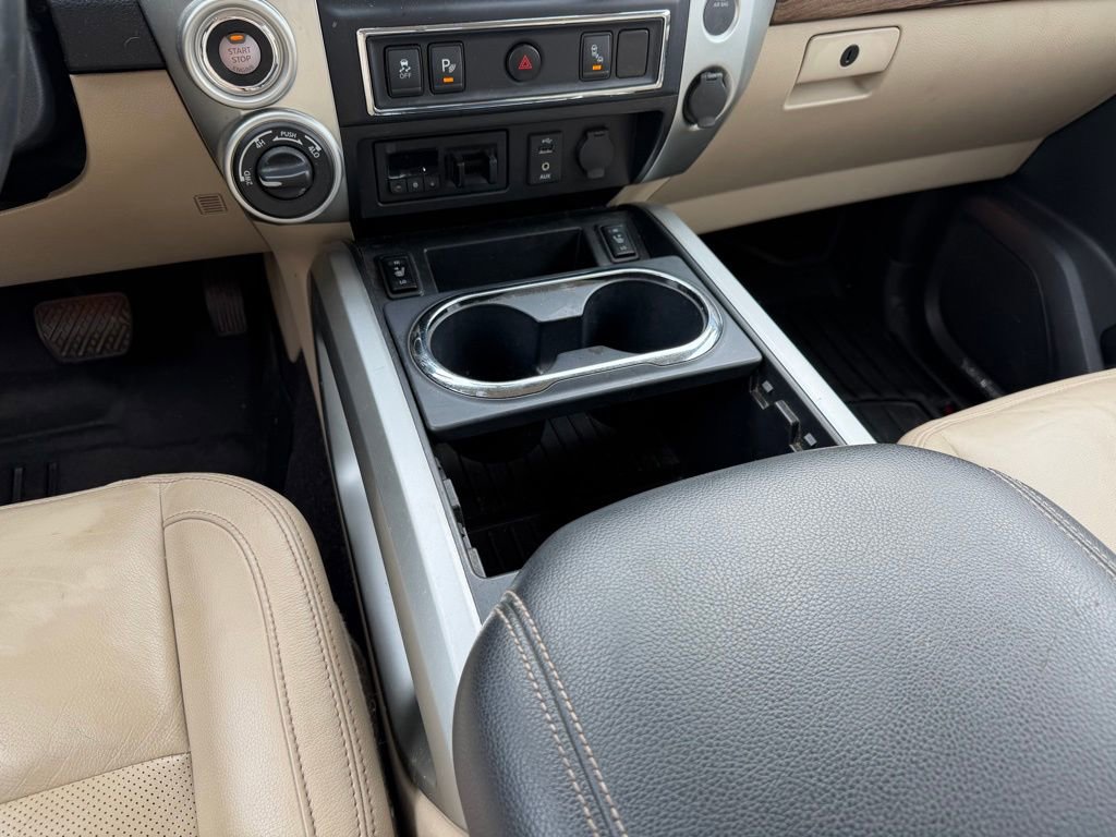 Used 2017 Nissan Titan SL w/ SL Towing Convenience Package AWD/4WD image 15