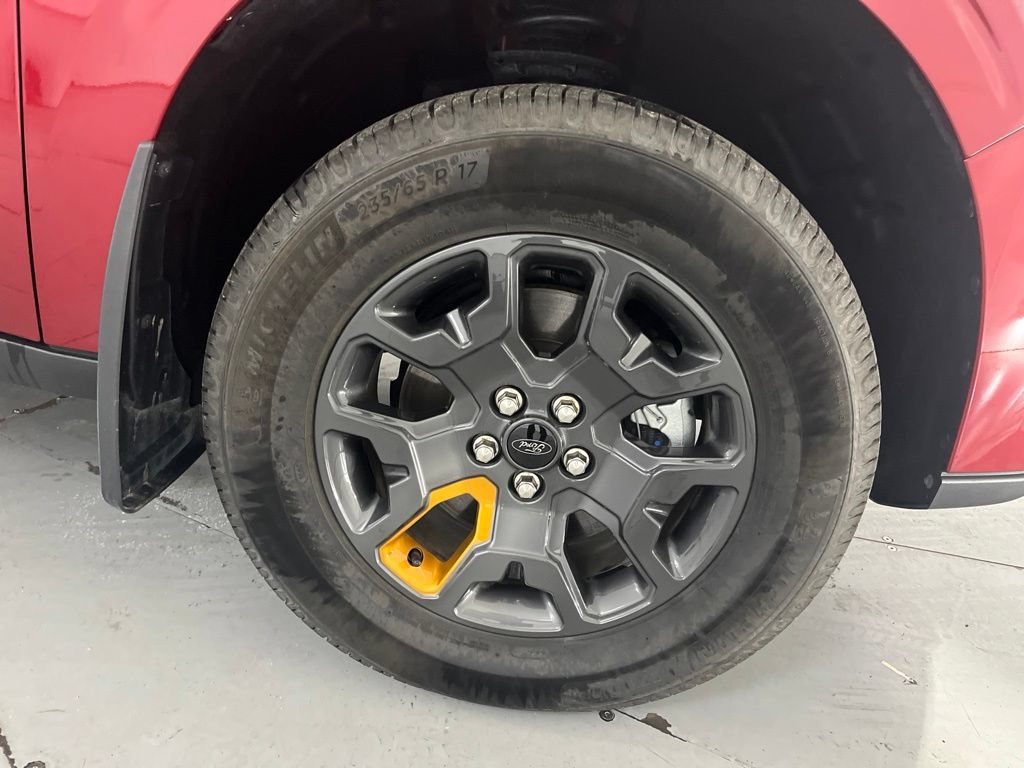 Used 2025 Ford Maverick Tremor AWD/4WD image 16